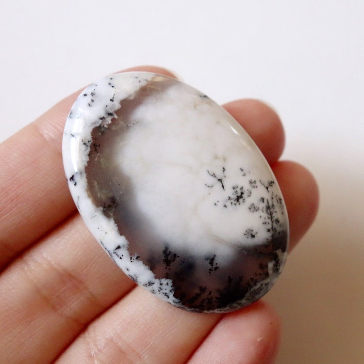 デンドライトオパール　天然石ルース